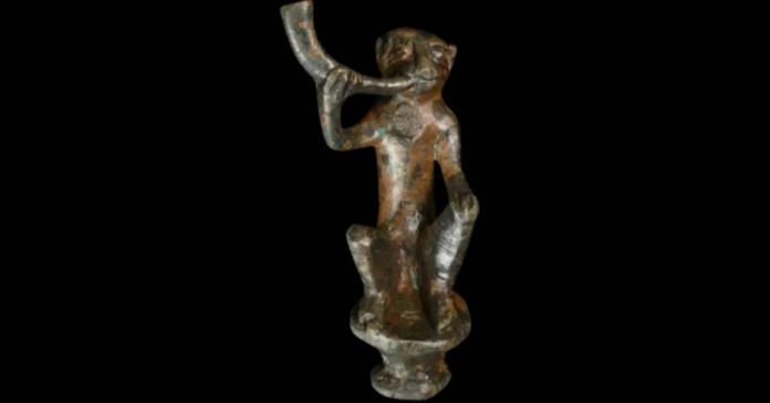 Officials were perplexed by the bronze monkey found in the medieval church. (State Office for Heritage Management and Archaeology (LDA) Saxony-Anhalt)