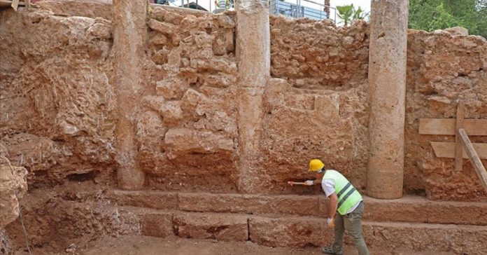 Archaeologists working at Antalya’s iconic Hıdırlık Tower have uncovered a significant artifact—a mosaic bearing inscriptions and intricate designs—amid ongoing excavations.