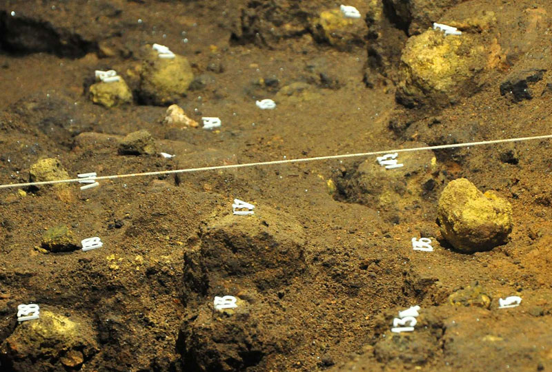 Close up of Pyrite coated clay spheres unearthed by investigators at the Teotihuacan archeological site in Mexico. (Proyecto Tlalocan, INAH)