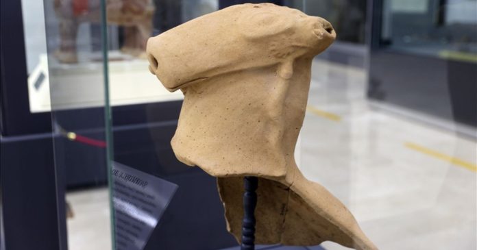 A Hittite bull-headed jug fragment discovered in Şarkışla reveals ancient ritual practices and craftsmanship