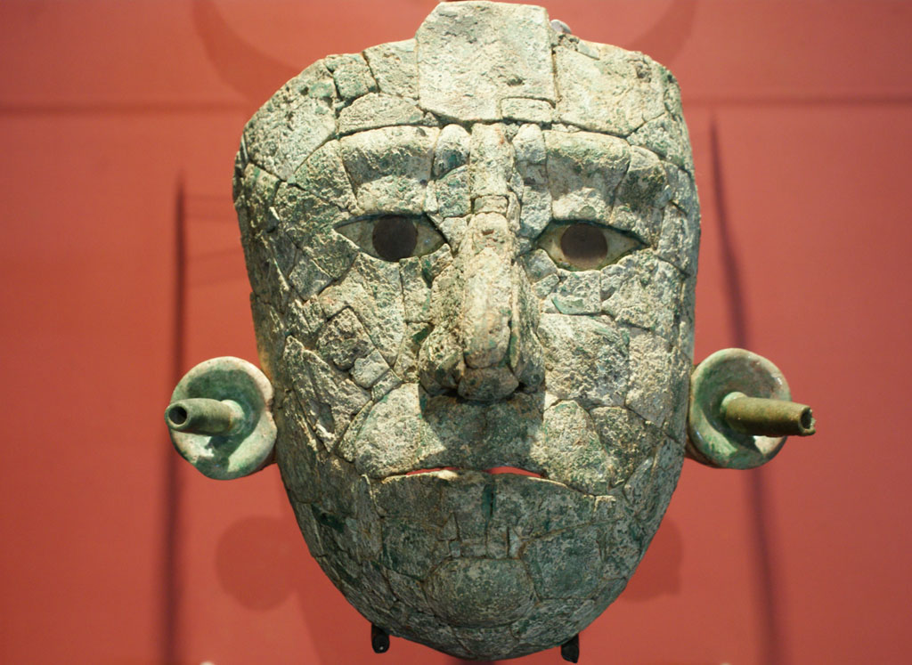 Funerary mask of the red queen of Palenque